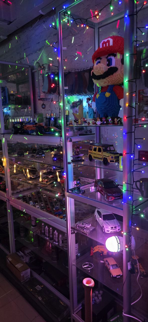 У нас уже вот такая рабочая атмосфера праздника!😃 