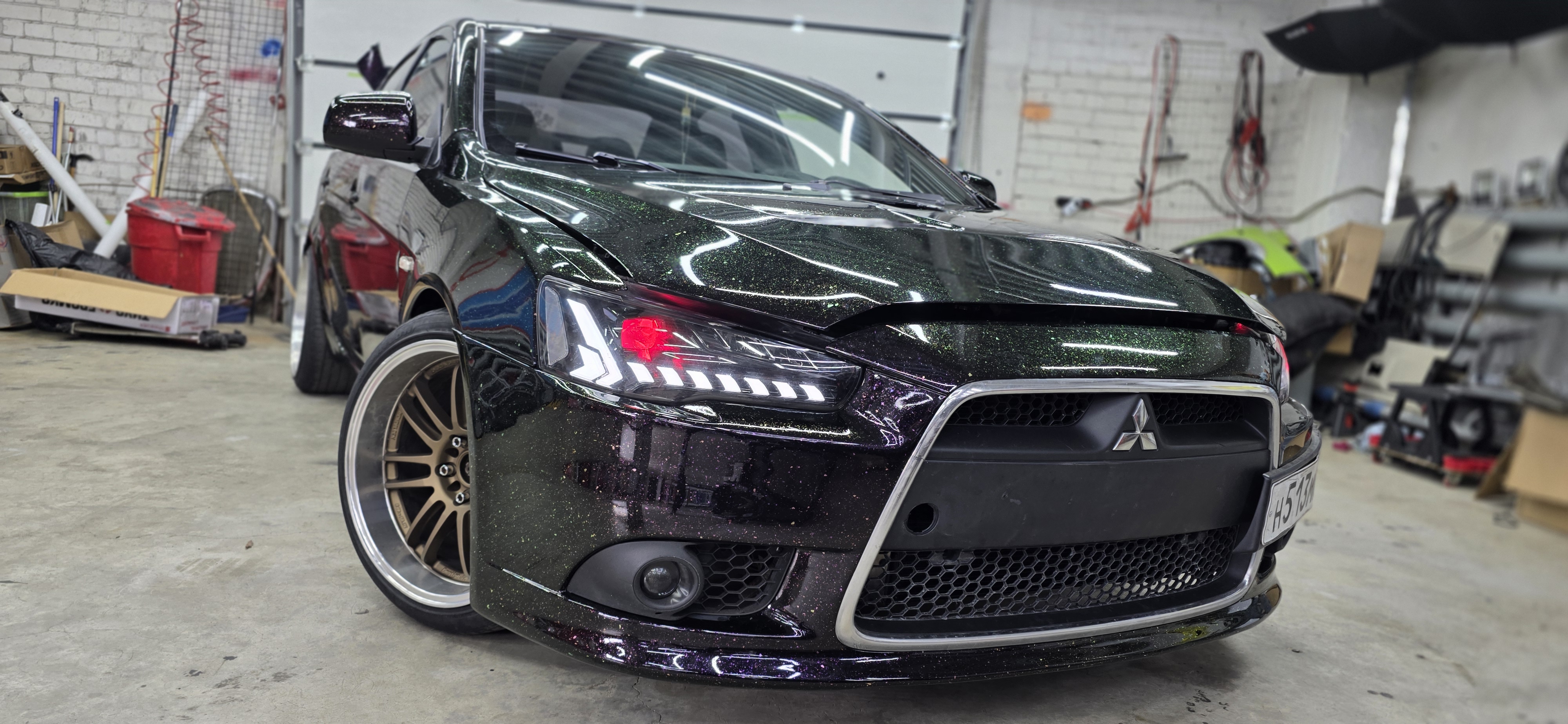 Mitsubishi Lancer 10 — оклейка защитной полиуретановой плёнкой CARLAS, - работа 2