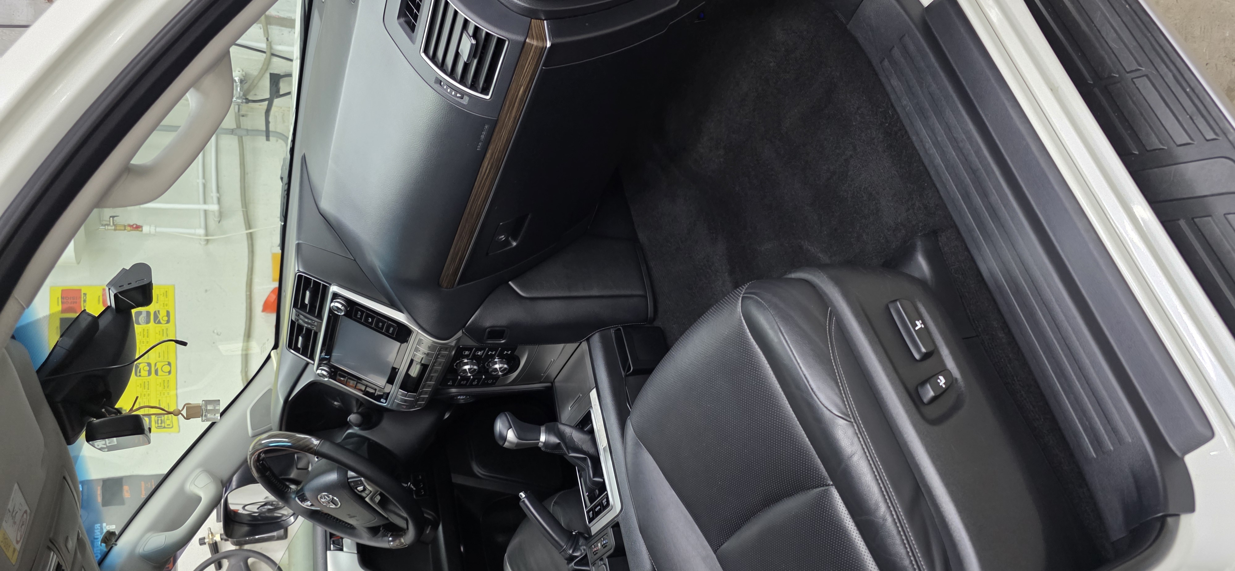 Toyota LC Prado химчистка - работа 1