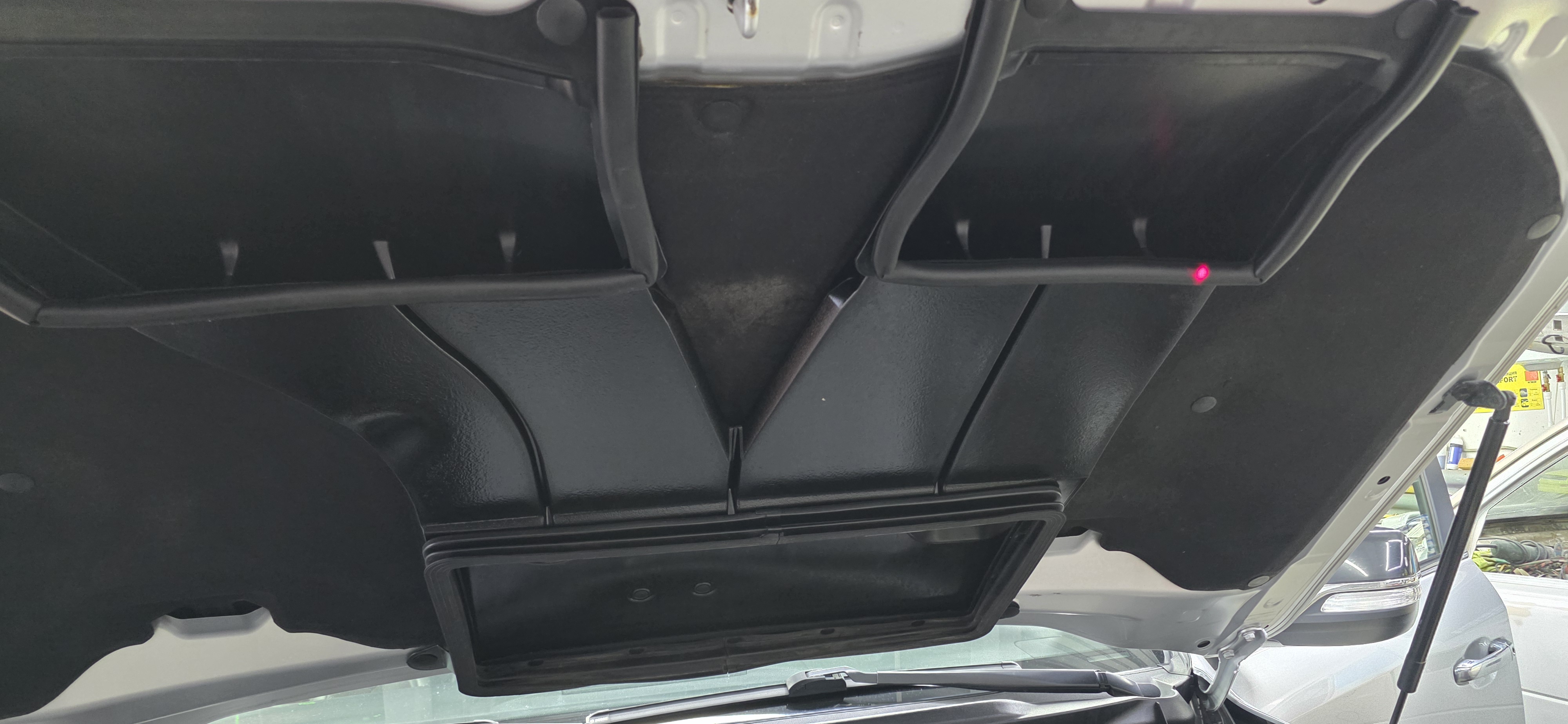 Toyota LC 200 полировка+керамика - работа 2