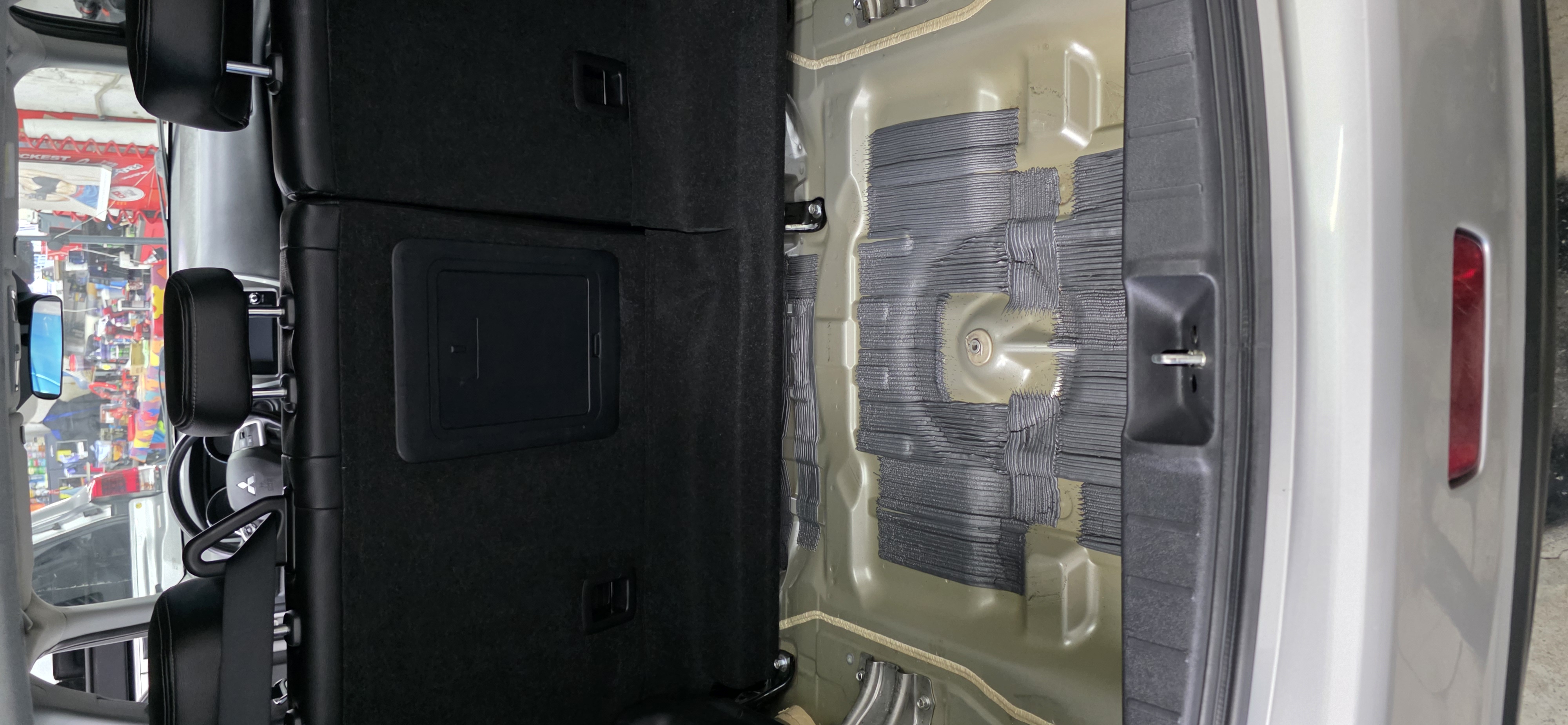 Toyota LC 200 полировка+керамика - работа 5