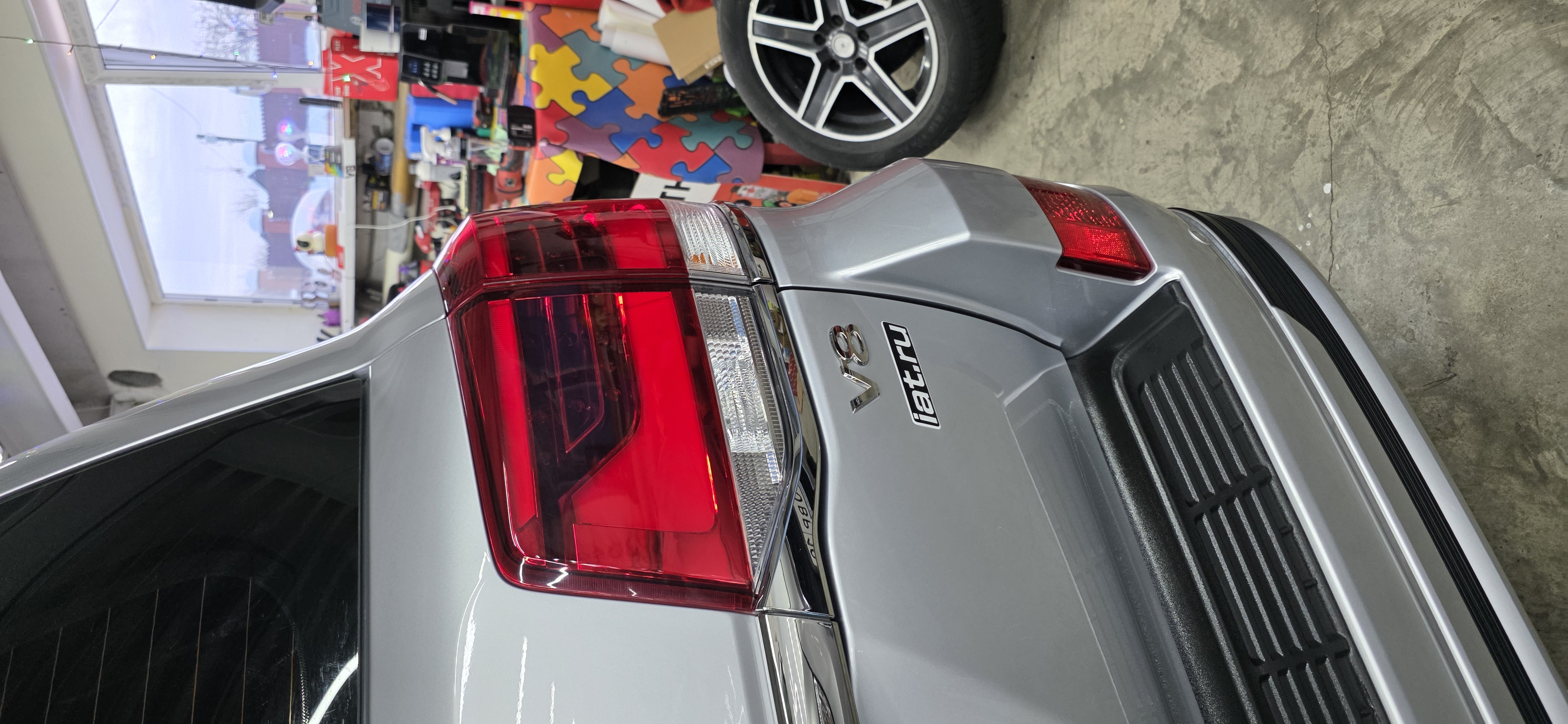 Toyota LC 200 полировка+керамика - работа 11