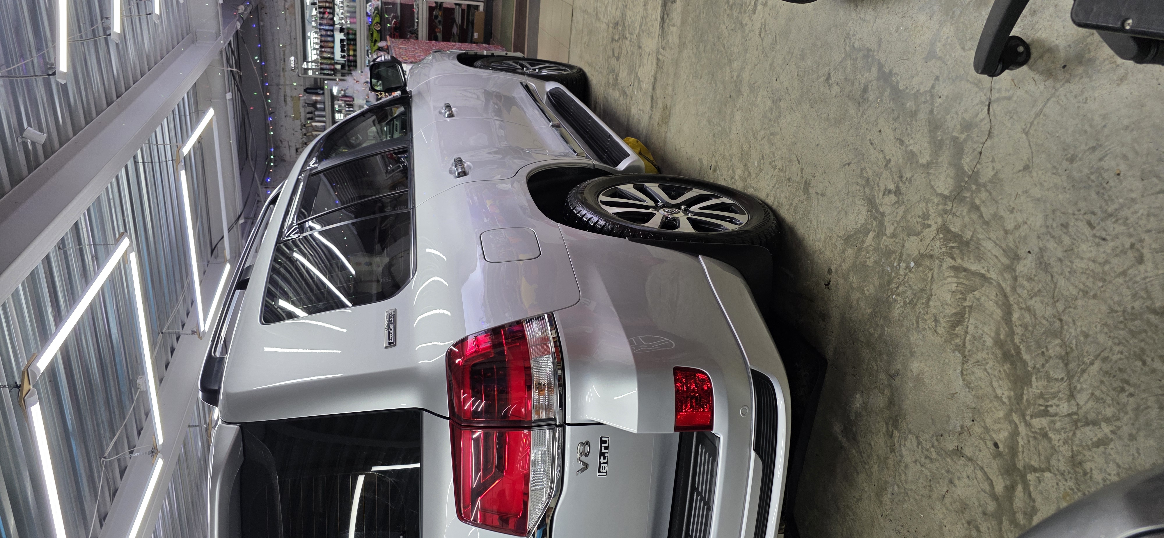 Toyota LC 200 полировка+керамика - работа 13