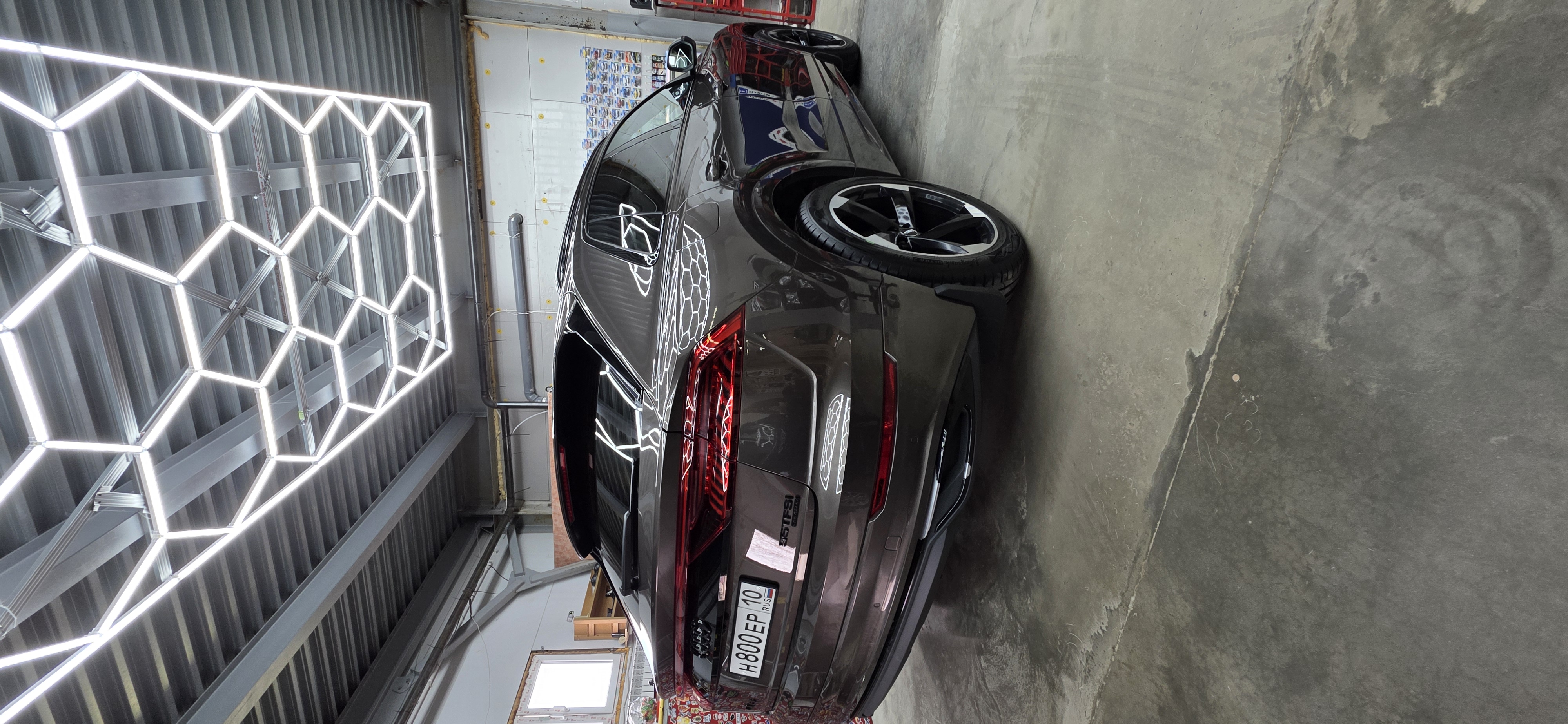 AUDI Q8 полировка и химчистка - работа 2