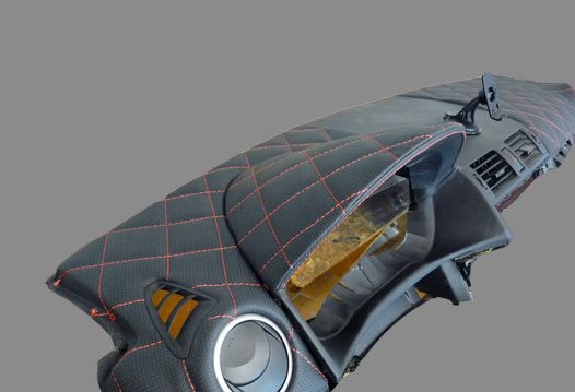 Перетяжка торпедо кожей - работа 9